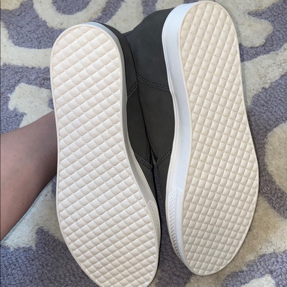 New Steve Madden Grey Wedgie High Top 9 - Picture 6 of 6